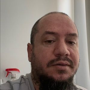 Meet your Posher, Adam